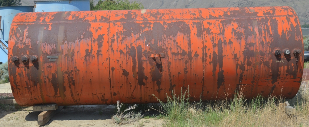 3,500 Gallon Steel Tank