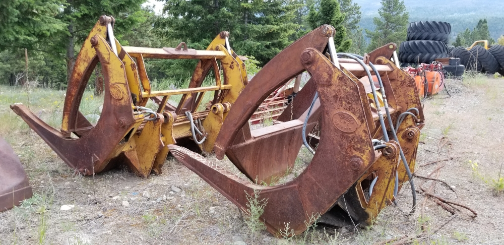 Caterpillar Log Grapples