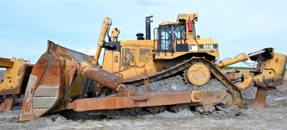 Caterpillar D11R Dozer
