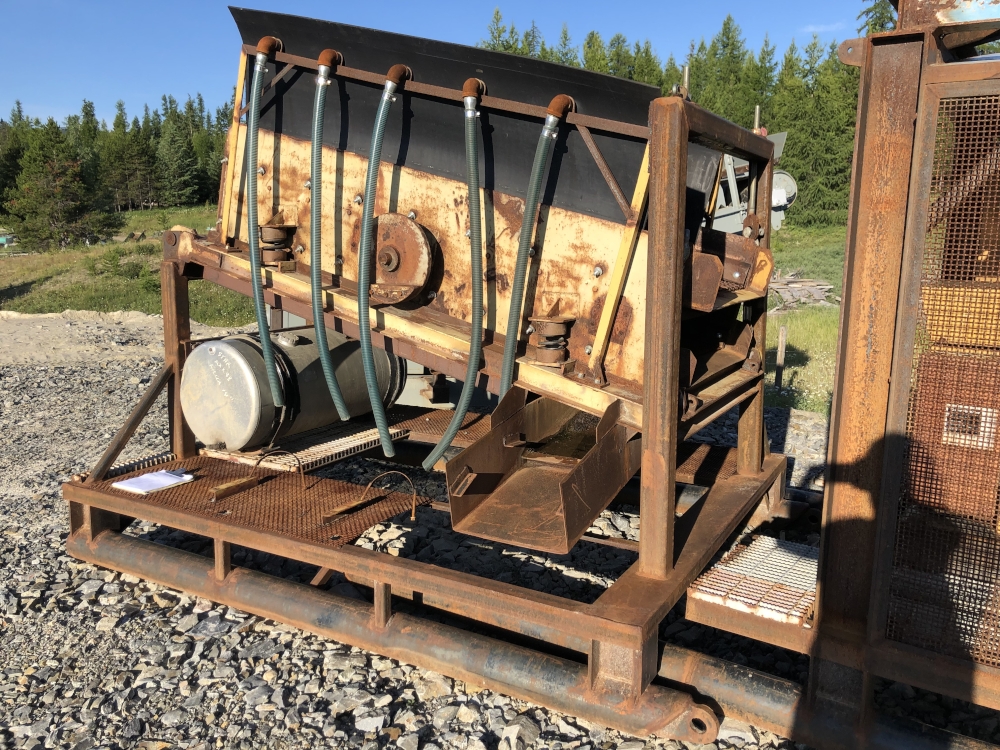 Dillon 3ft x 8ft 2-Deck Incline Screen