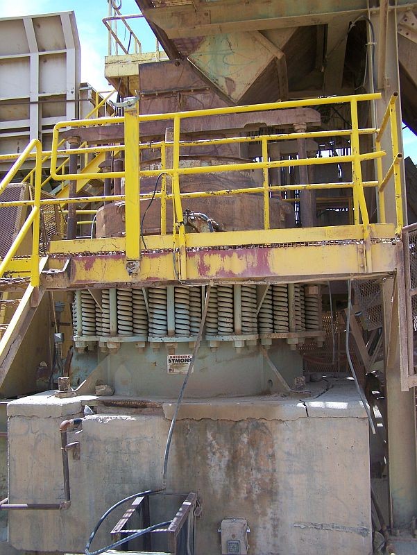 Used Symons 5.5 ft. Shorthead Cone Crusher. Hydrualic Adjust. 200 HP Motor
