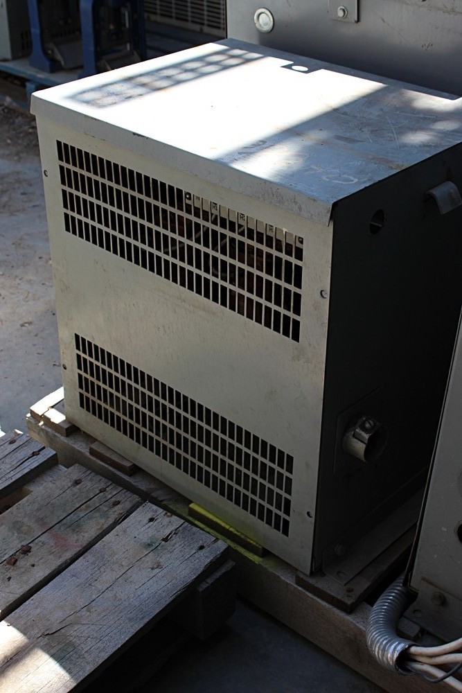 15kVA, 3 Phase Hammond Transformer  600 - 240V