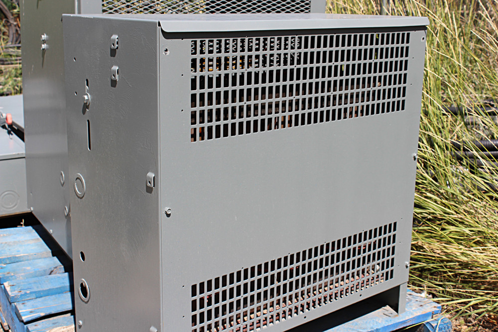 75 KVA 600 - 208Y/120 Volt 3 Phase Delta Transformer For Sale