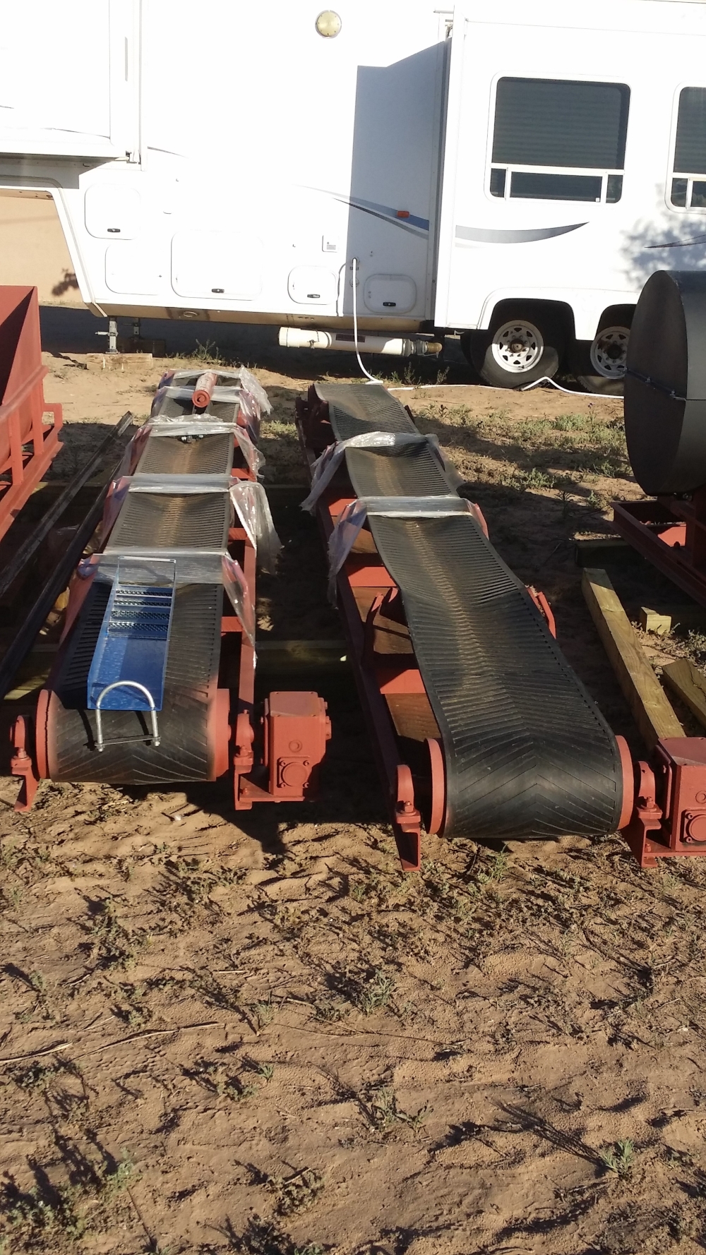 16 in. x 18.5 ft. Low Profile Conveyor