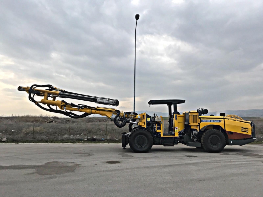 2004 Atlas Copco L2D Jumbo Drill