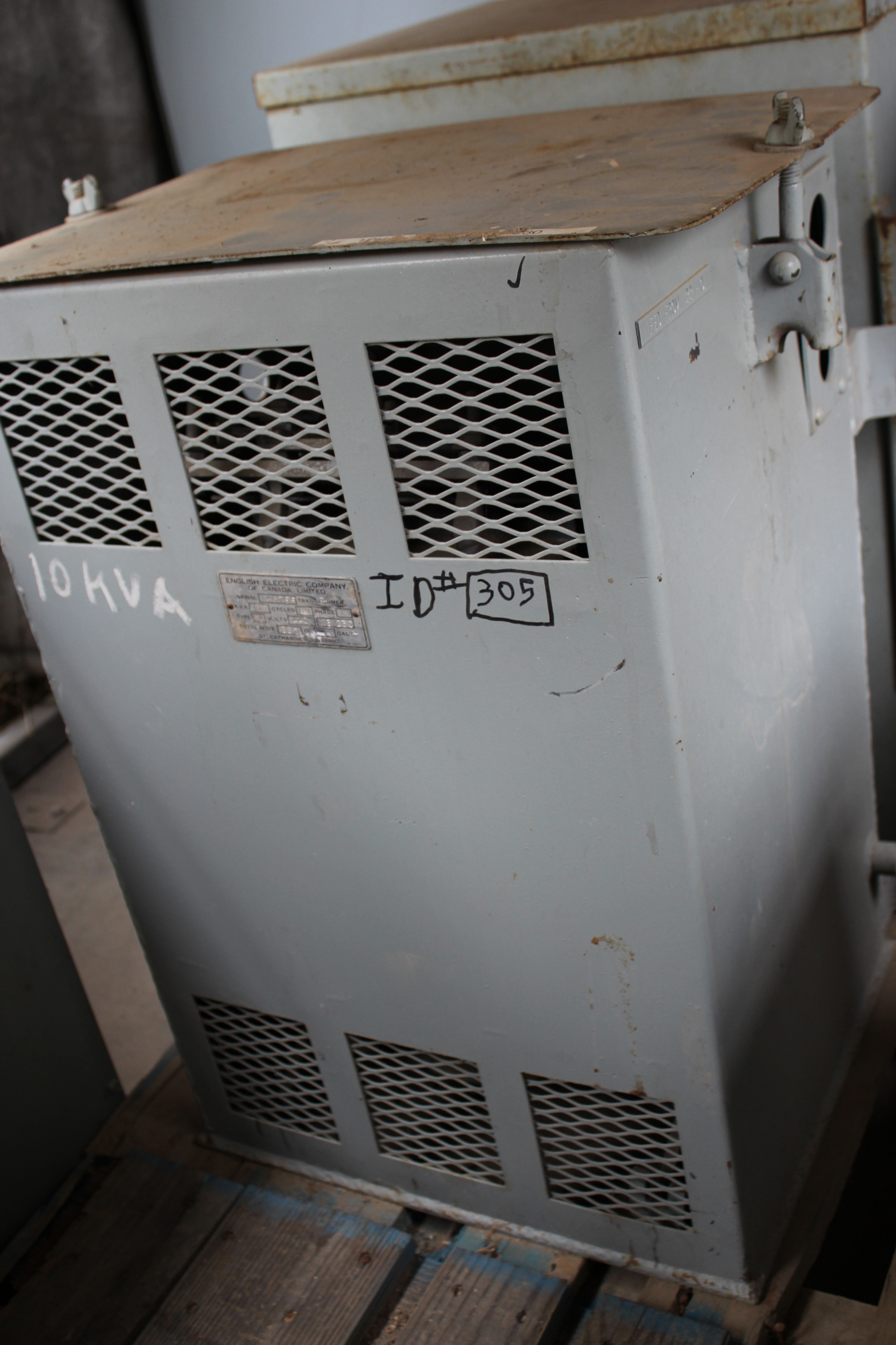10 KVA 440 - 115/230 Single Phase Indoor Dry English Electric Transformer