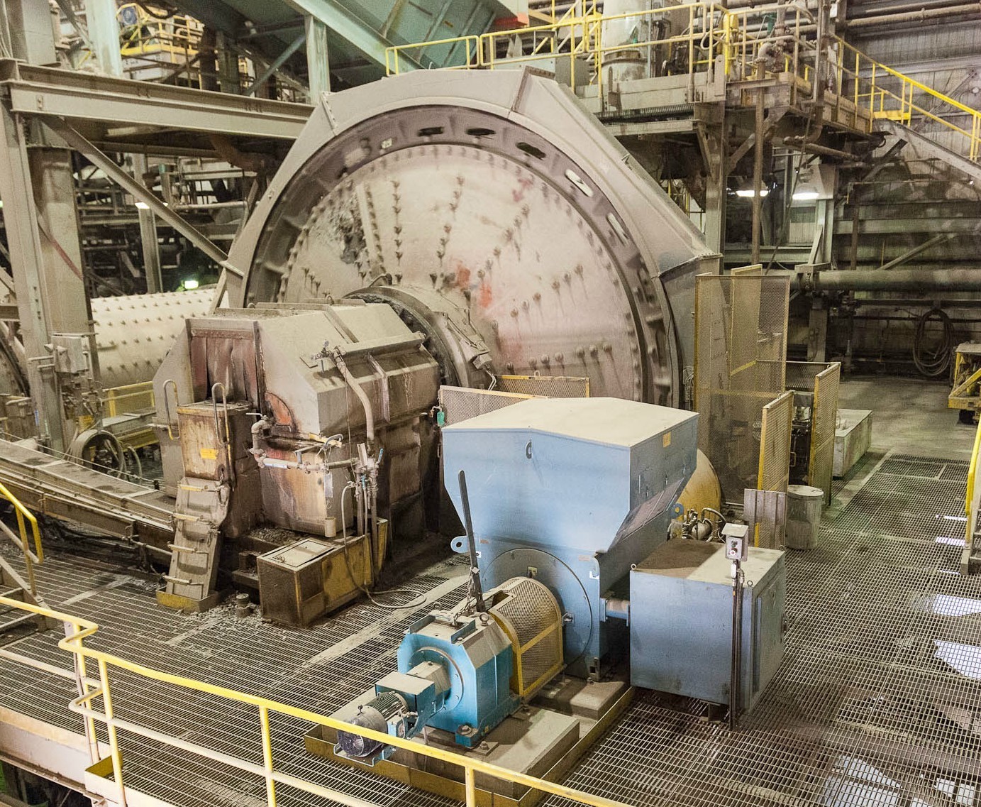 18ft. dia. x 10.5ft. Long Fuller Sag Mill for Sale