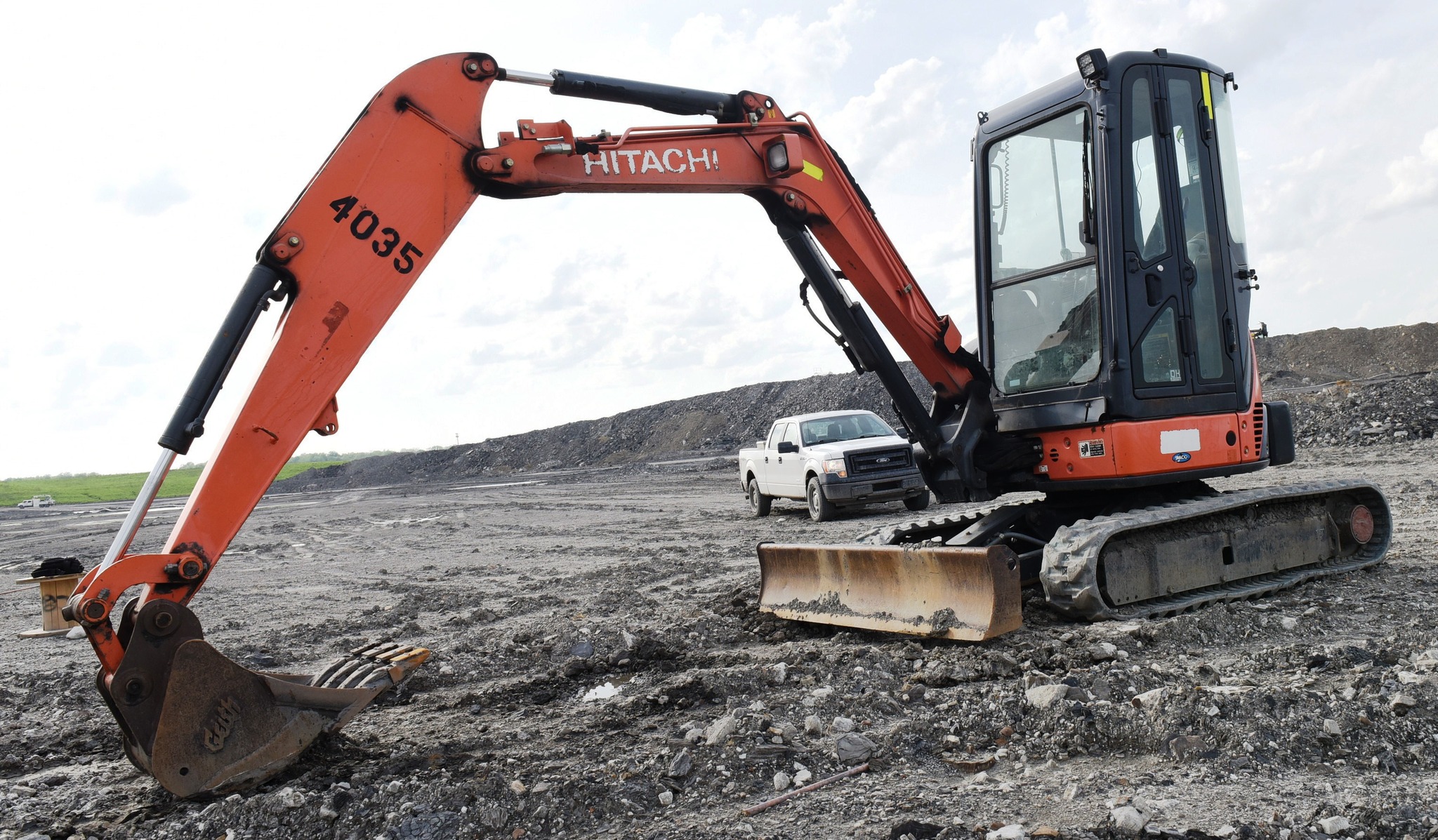 Hitachi ZX35U-3 Mini Excavator