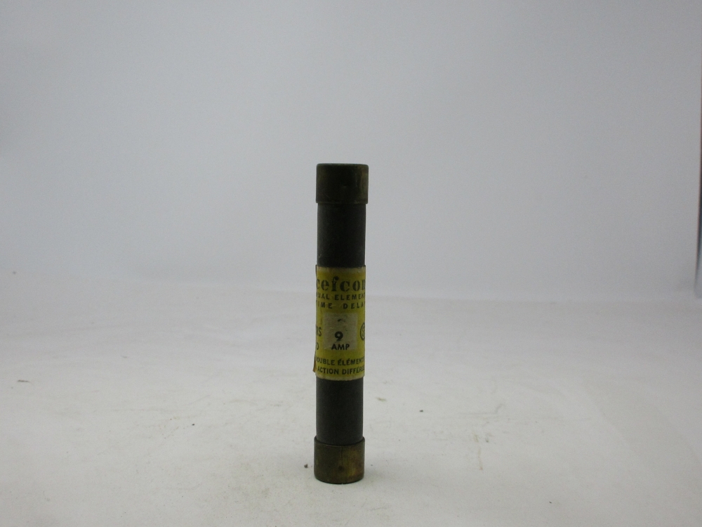 Fusible Cefcon de 9 amperios y 600 voltios