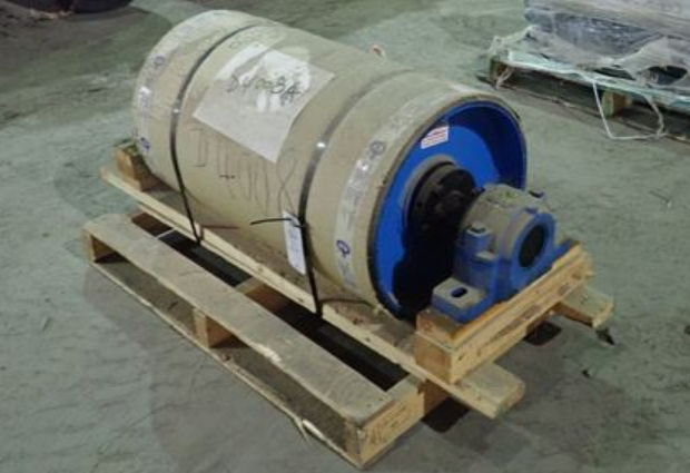 Luff Industries 18 x 32 Lagged Pulley