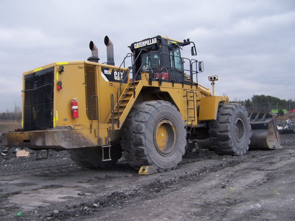 Chargeuse sur pneus CAT 992