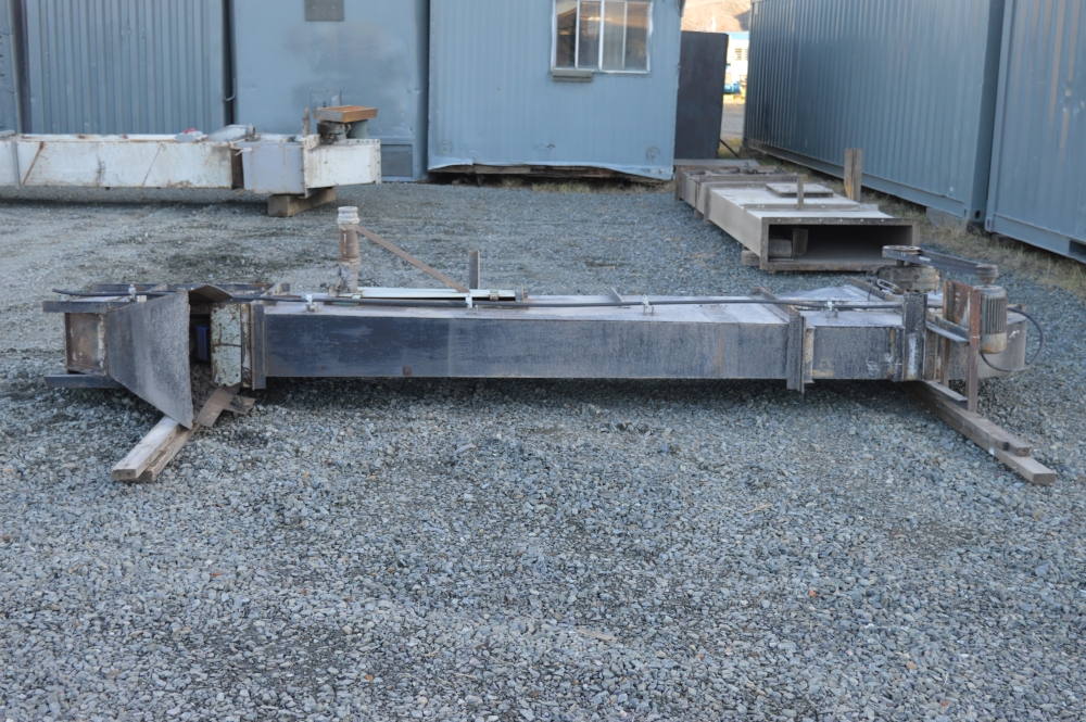 9 ft. 5 in. Bucket Elevator