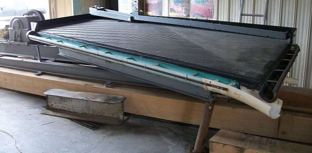 Full Size Deister Concentrating Table