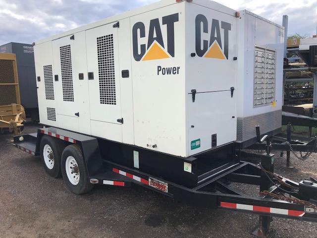 Générateur diesel portatif CAT 200 kW 240/480 V
