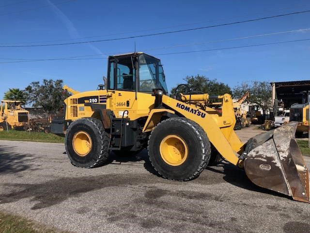 Komatsu WA250-5L Wheel Loader