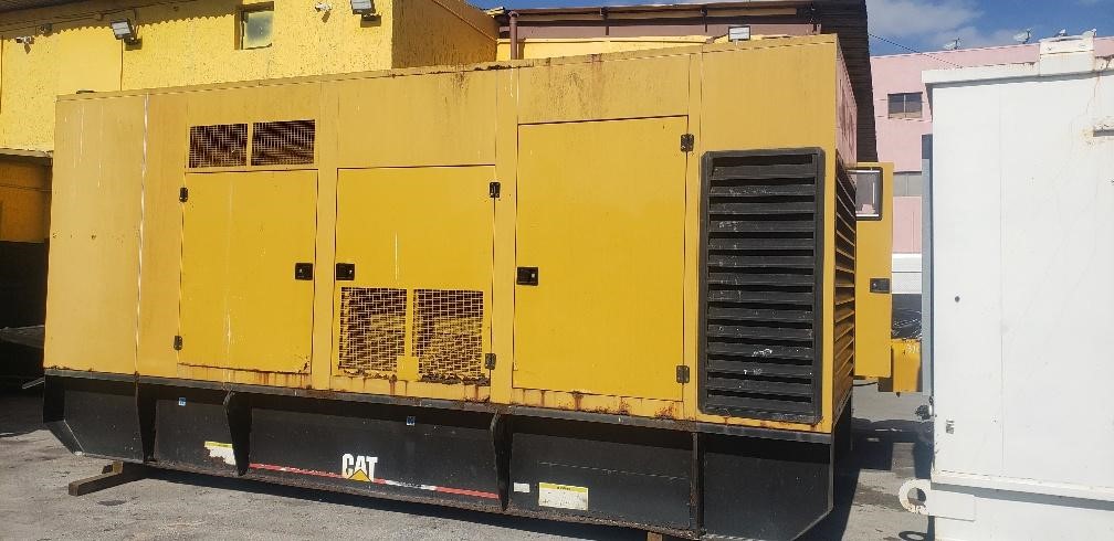 CAT 600 kW 480 Volt Diesel Generator