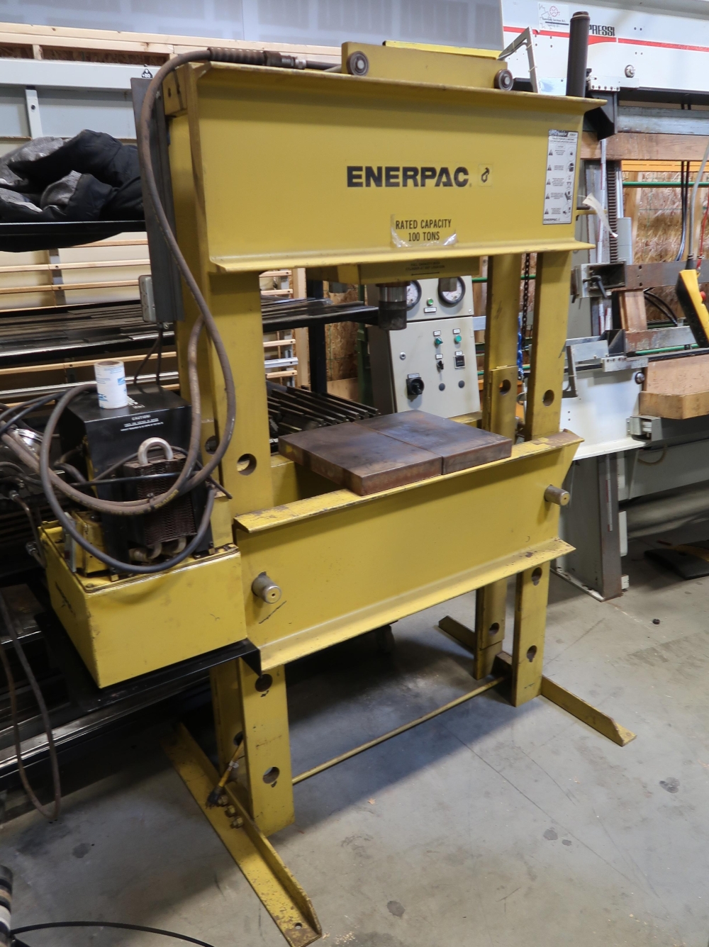 100 Ton Press