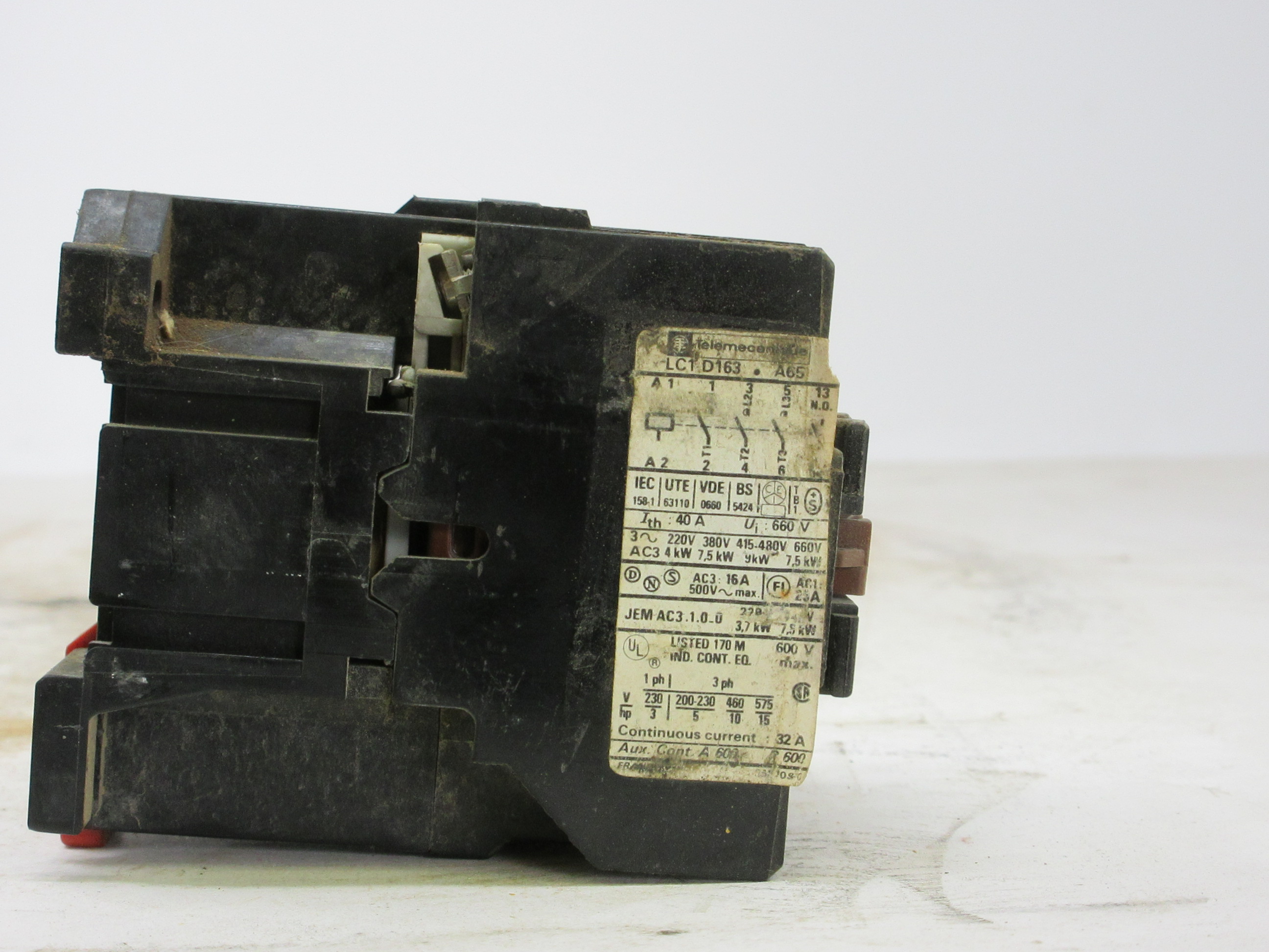 Telemecanique LC1-D163 Contactor