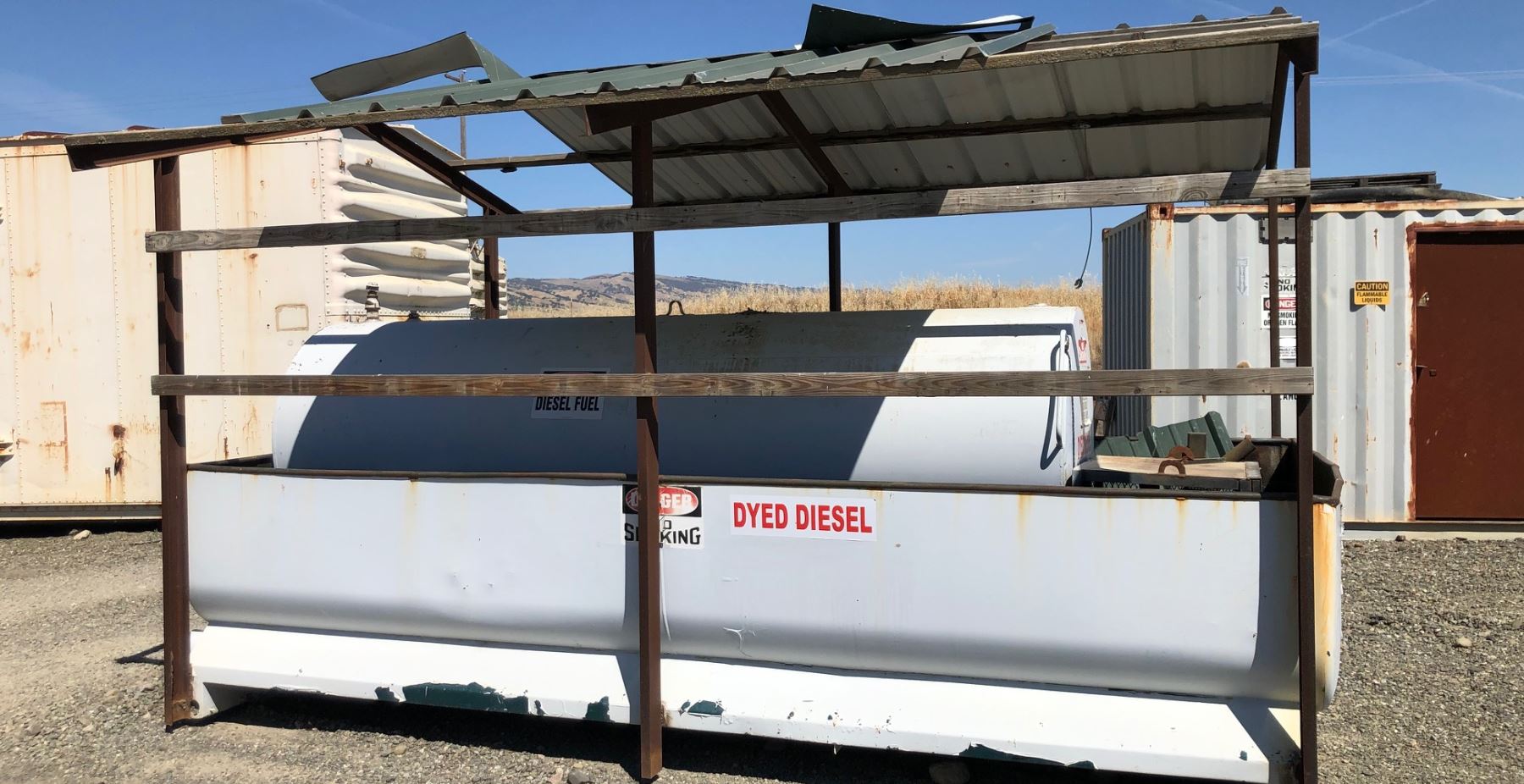 1,000 Gallon Fuel Tank