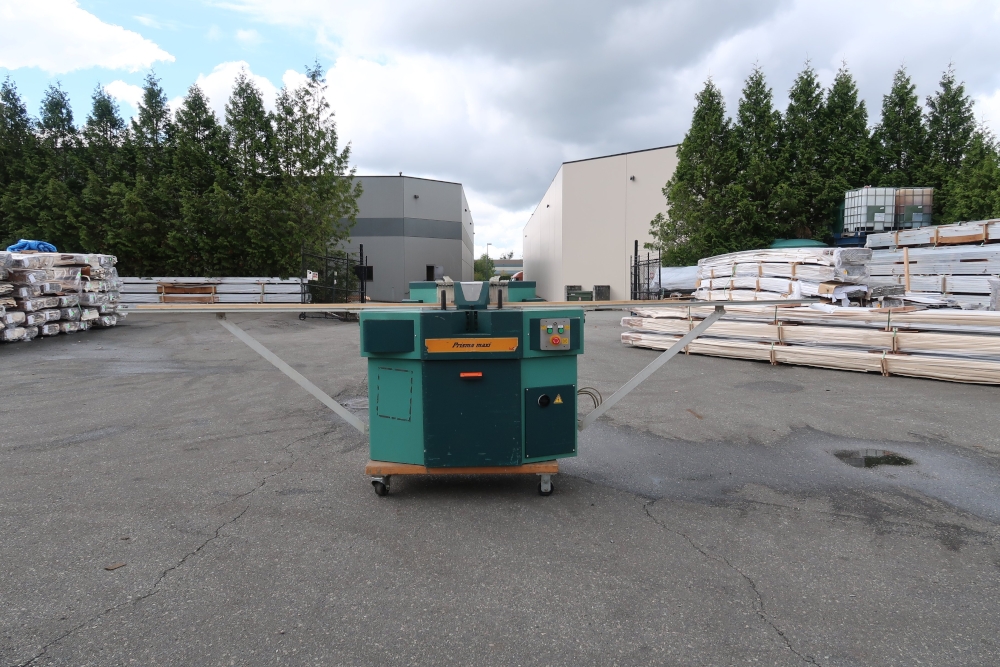 CE Double Mitre Saw