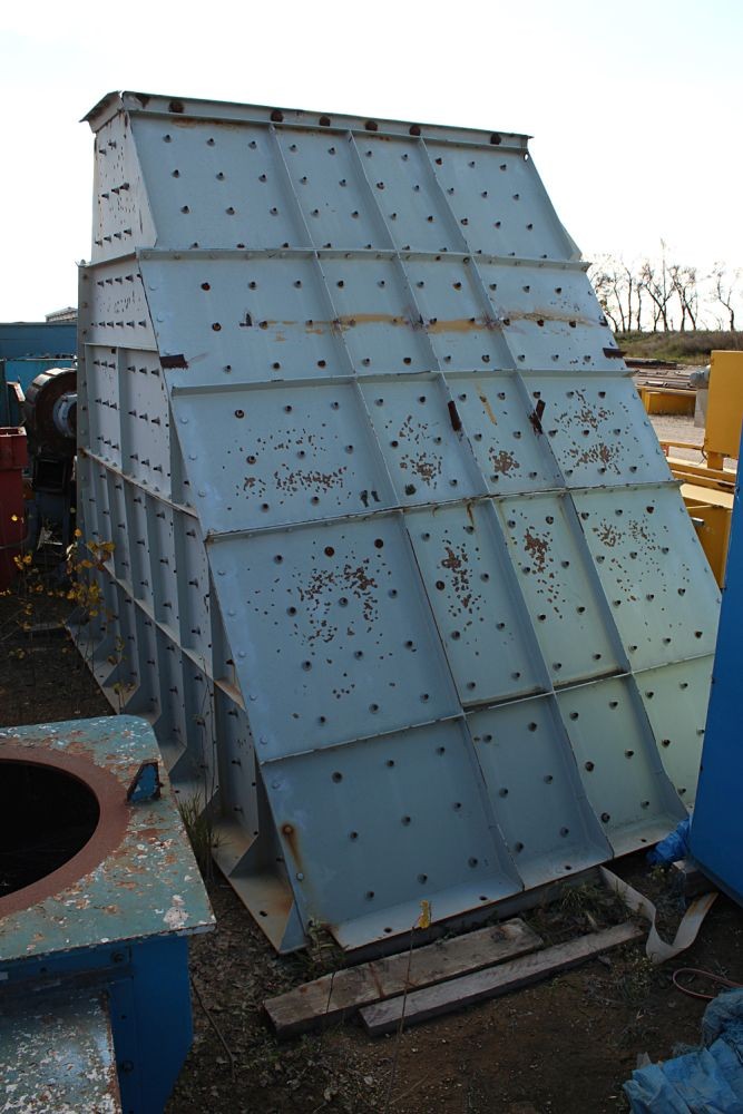 Feed Hopper 10 ft. x 16 ft. x 12 ft. Deep