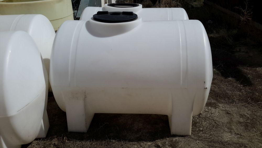 Horizontal RKLT 300 Gallon Leg Tanks