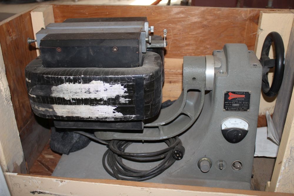 Separador Magnético de Laboratorio Frantz L-1