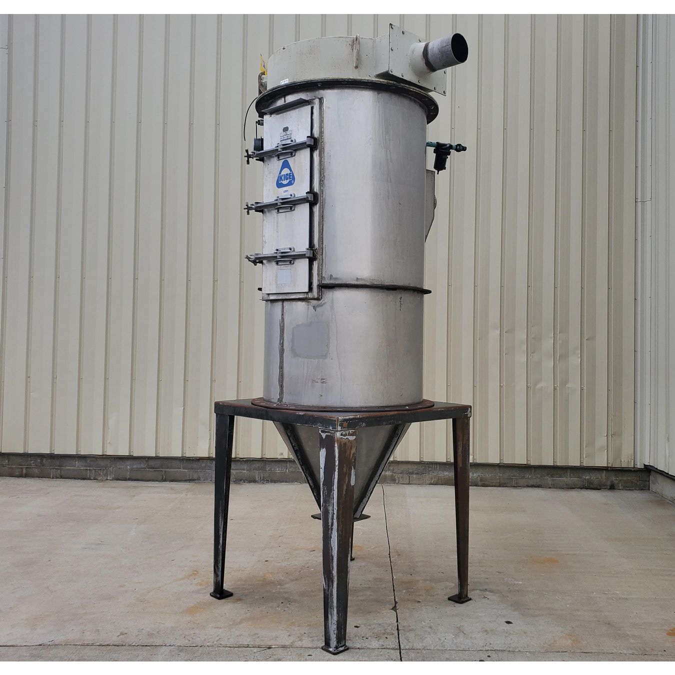 1100 CFM Stainless Steel Filter Receiver