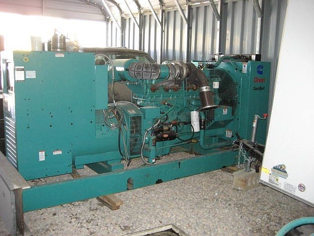Onan 350 kW Diesel Generator