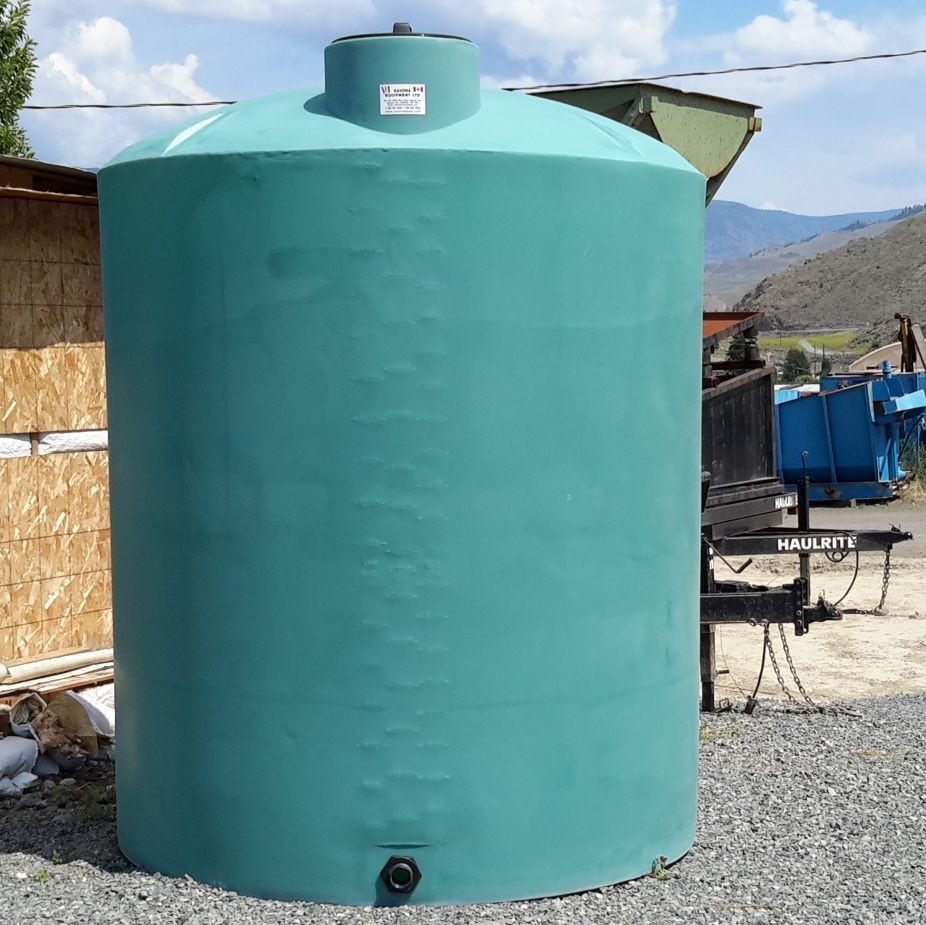 Vertical 2000 Gallon Storage Tank