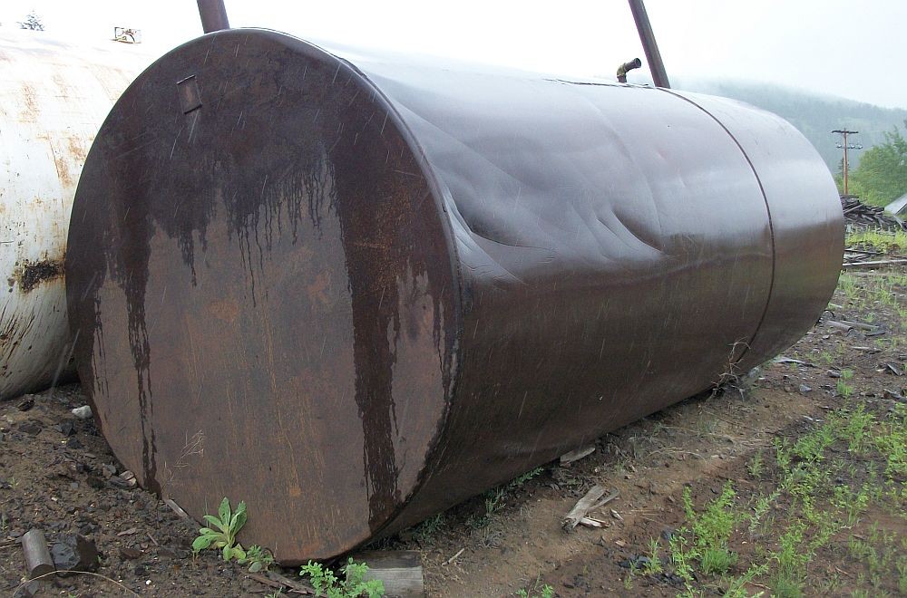 4000 Gallon Horizontal Steel Tank