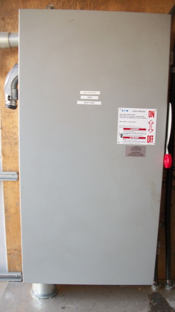 Cutler Hammer 400 amp Fusible Disconnect
