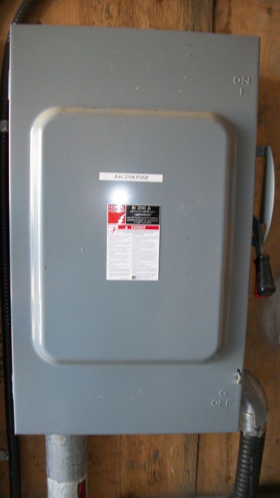 Federal Pioneer 200 amp Fusible Disconnect