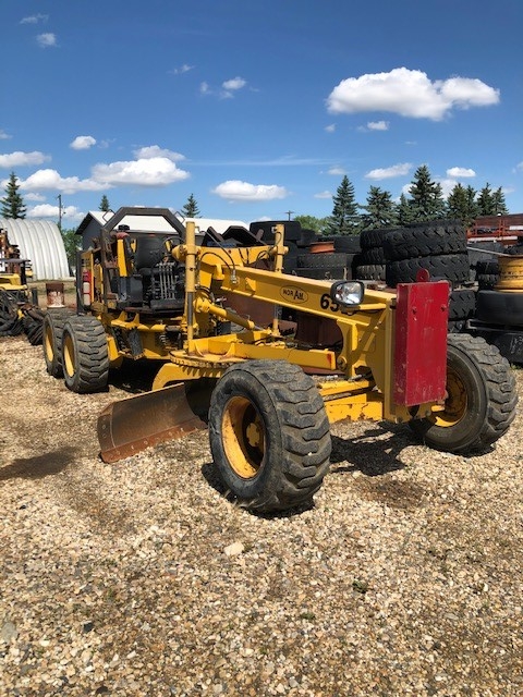 Noram 65E Underground Grader