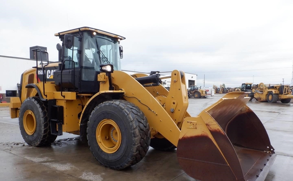 Caterpillar 950M Wheel Loader