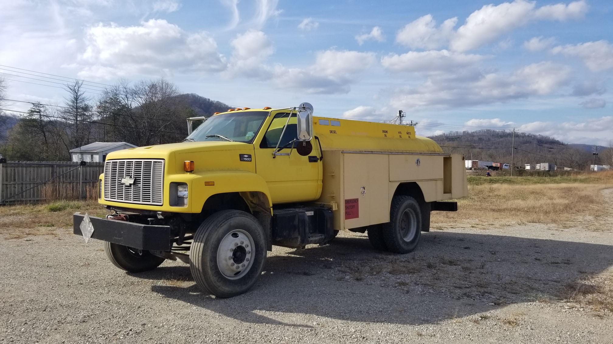 Chevrolet 7500 Fuel/Lube Truck