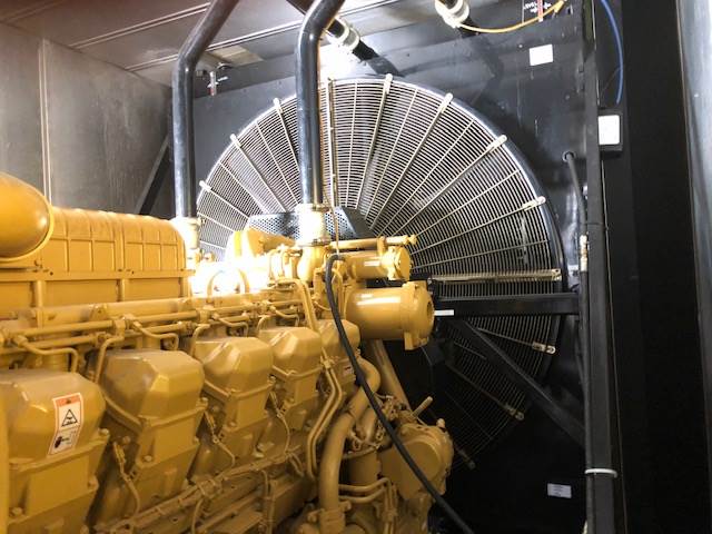Générateur diesel CAT 1 250 kW 480 volts
