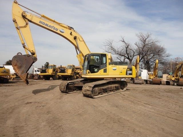 Komatsu PC300LC-8 Excavator