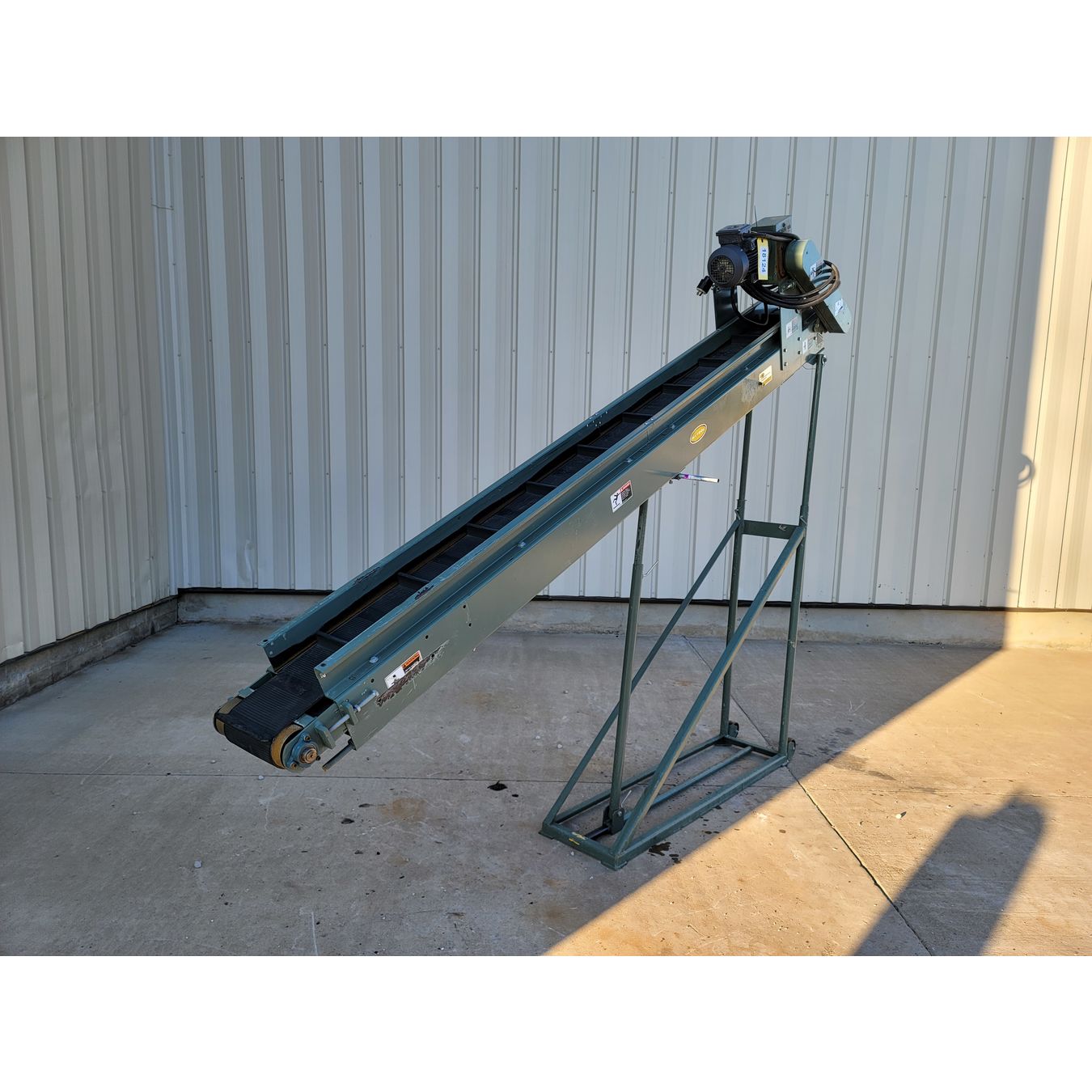 8 in. x 10 ft. 8 in. Incline Cleated Belt Conveyor