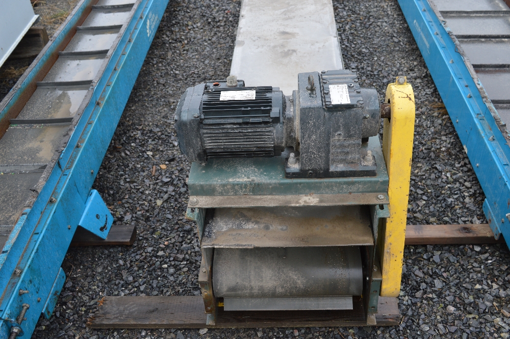 Univeyor 17 in. x 13 ft. Conveyor