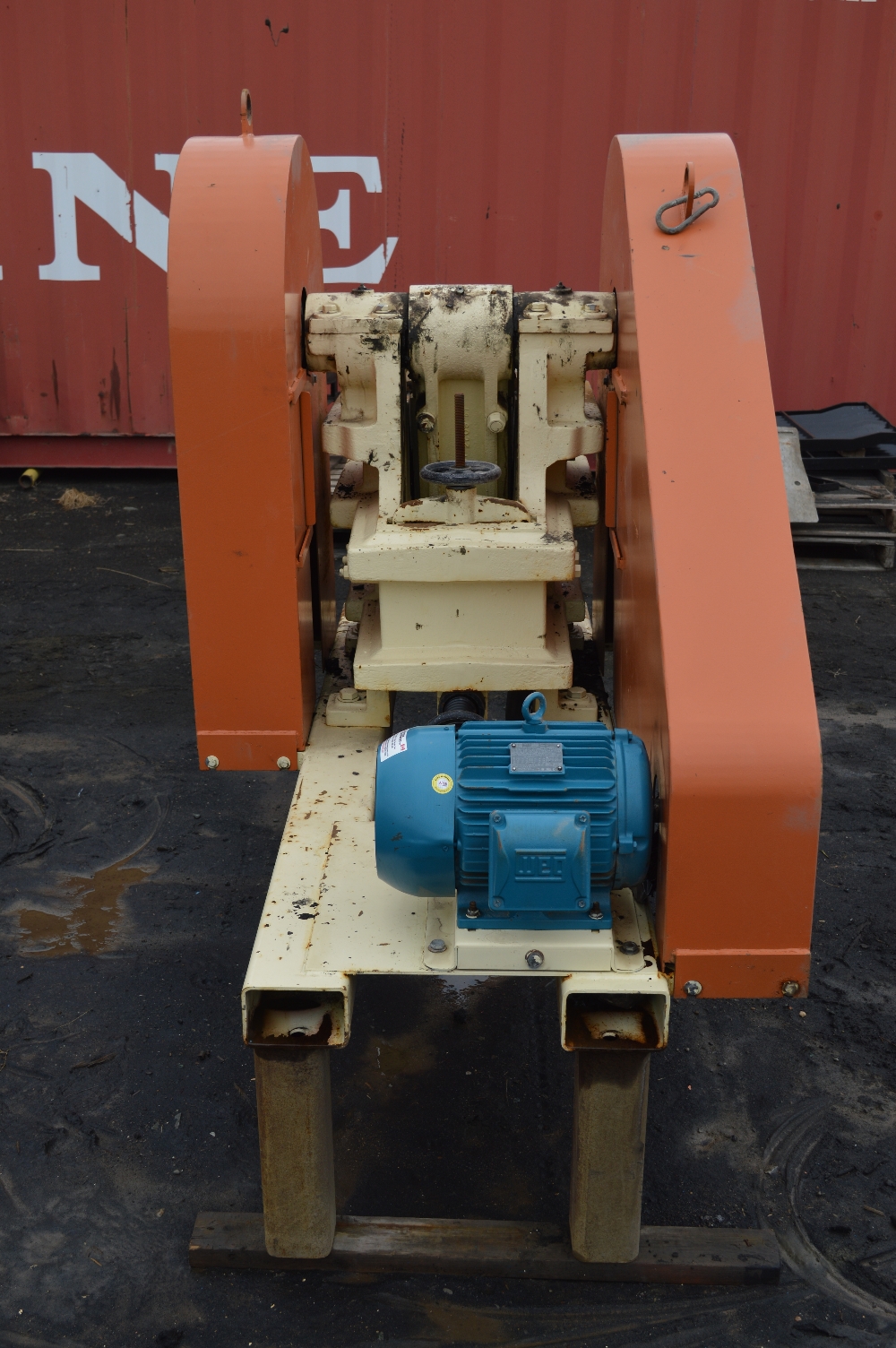Morse Brothers 8 x 8 Jaw Crusher