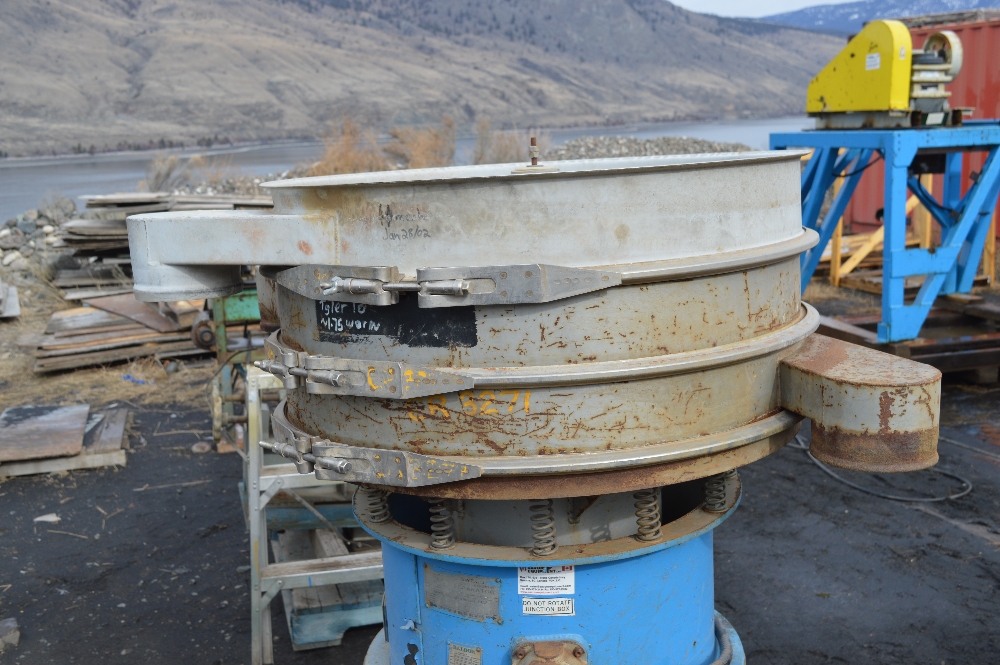Sweco 30 in. 2 Deck Vibro-Energy Separator