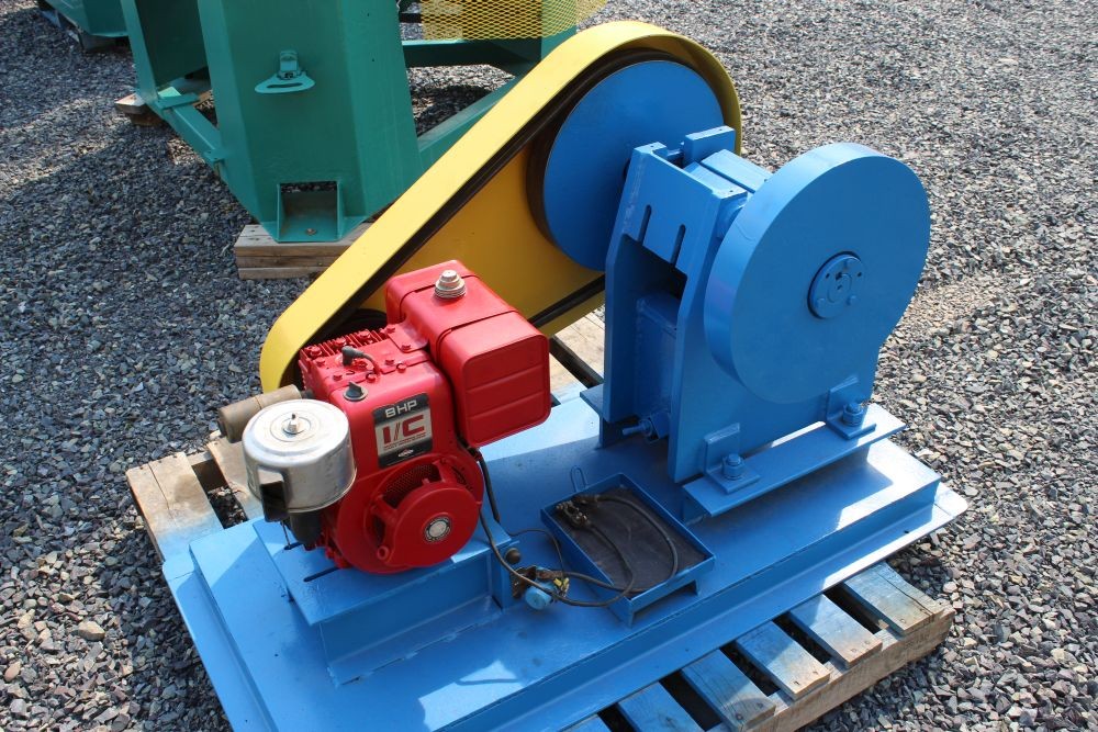 IME Lab 5 in. x 6 in. Jaw Crusher