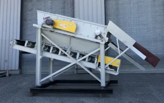 Clemro Inclined 4 x 10 - 2 Deck Screen