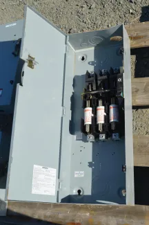 Siemens 200 Amp Fusible Disconnect