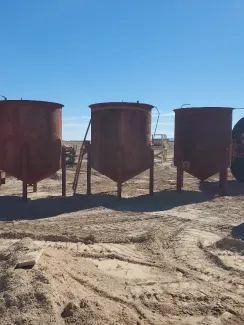 1400 Gallon Steel Vessels