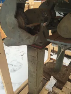 Baldor Model 1021W Bench Grinder