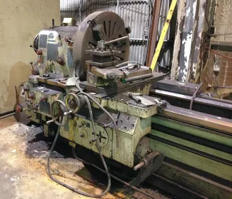 35 in x 336 in TOS SU-80-A Bed Lathe