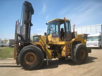 Montacarga Caterpillar 950F