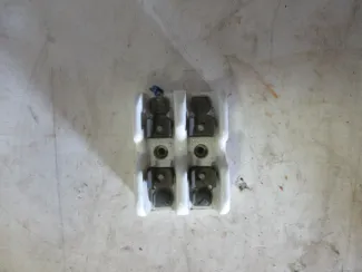 Portafusibles Leviton doble